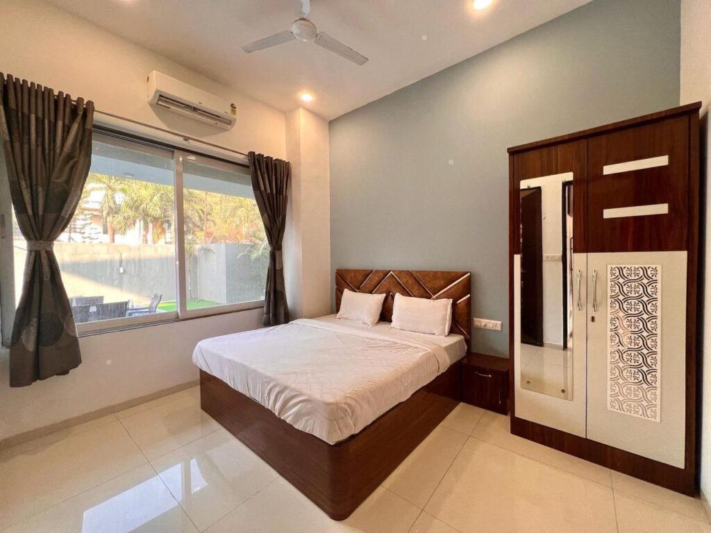 Private Pool Villa in Lonavala For Couples
