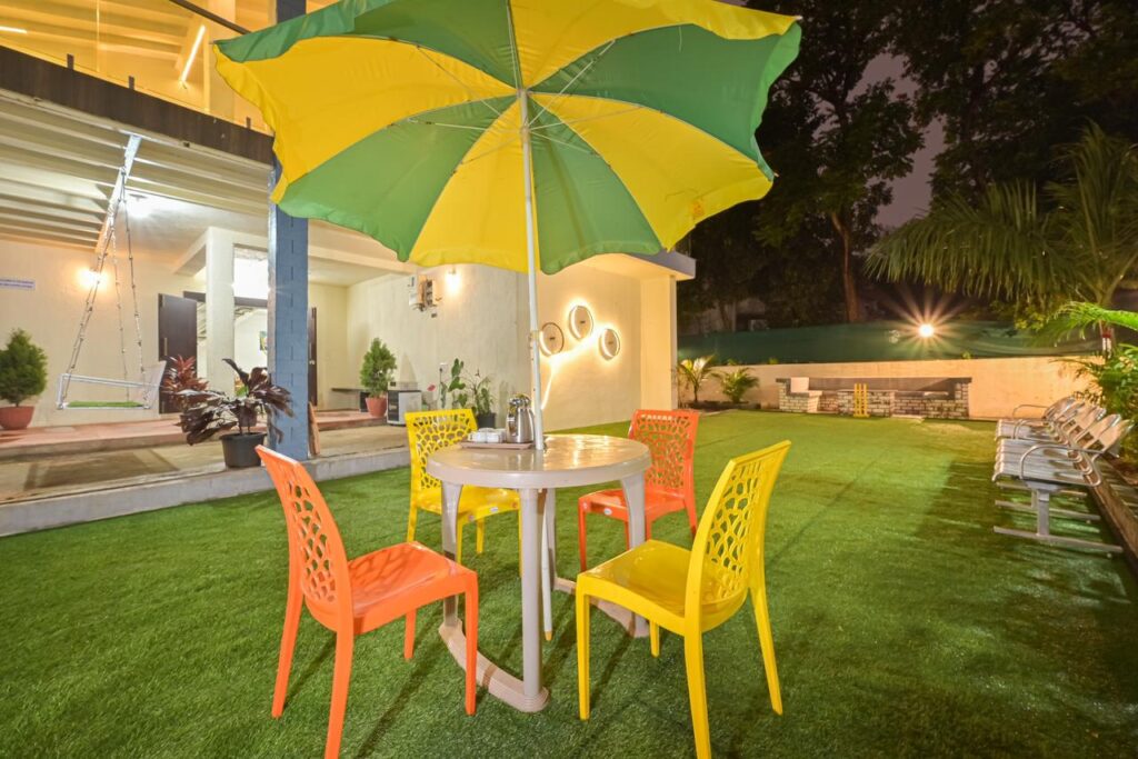 Villa With Swimming Pool in Lonavala